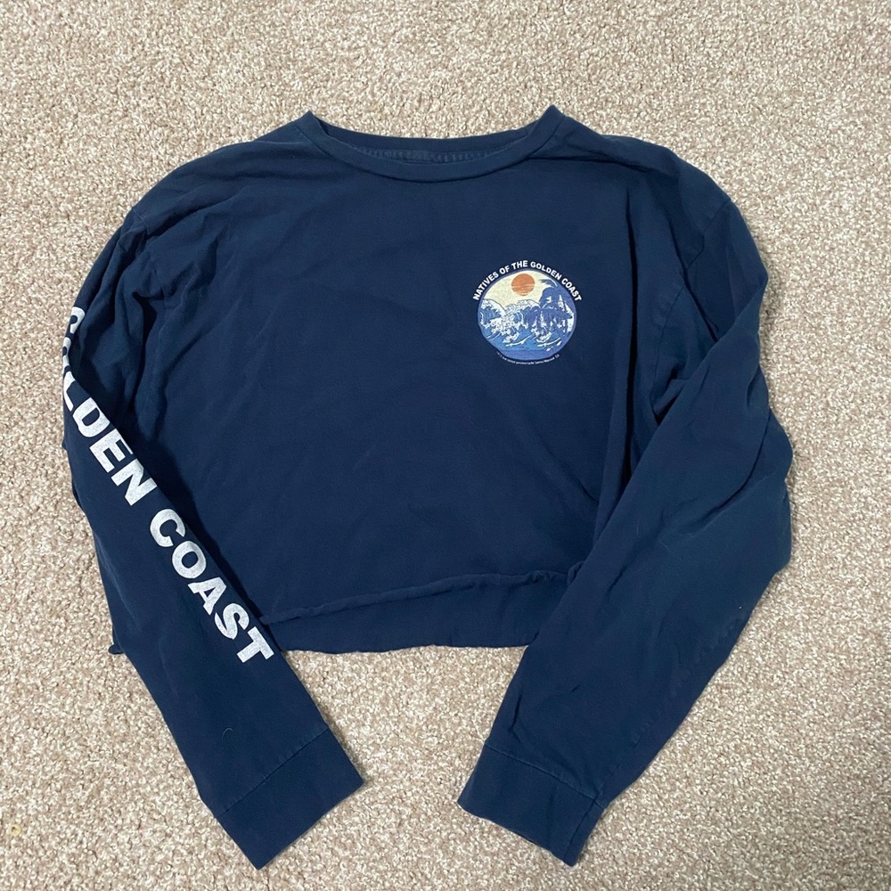 brandy melville long sleeve tee